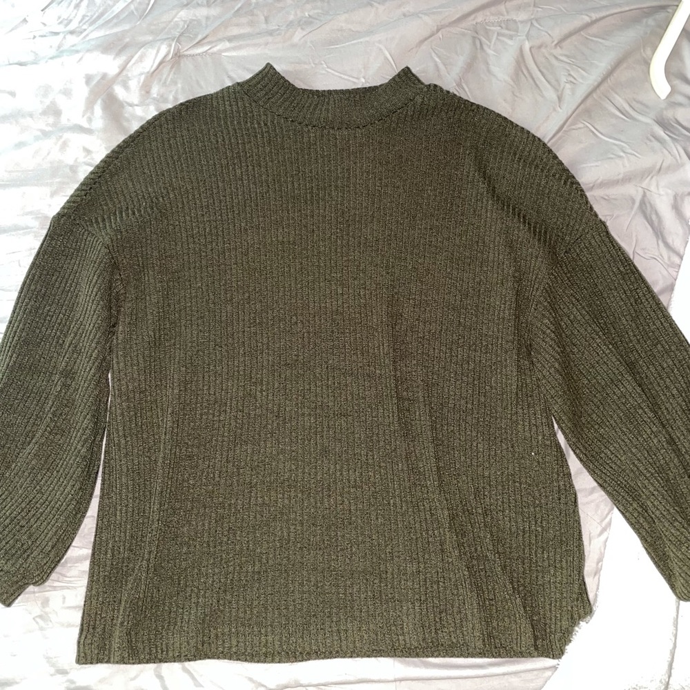 women’s army green, bubble sleeve blouse